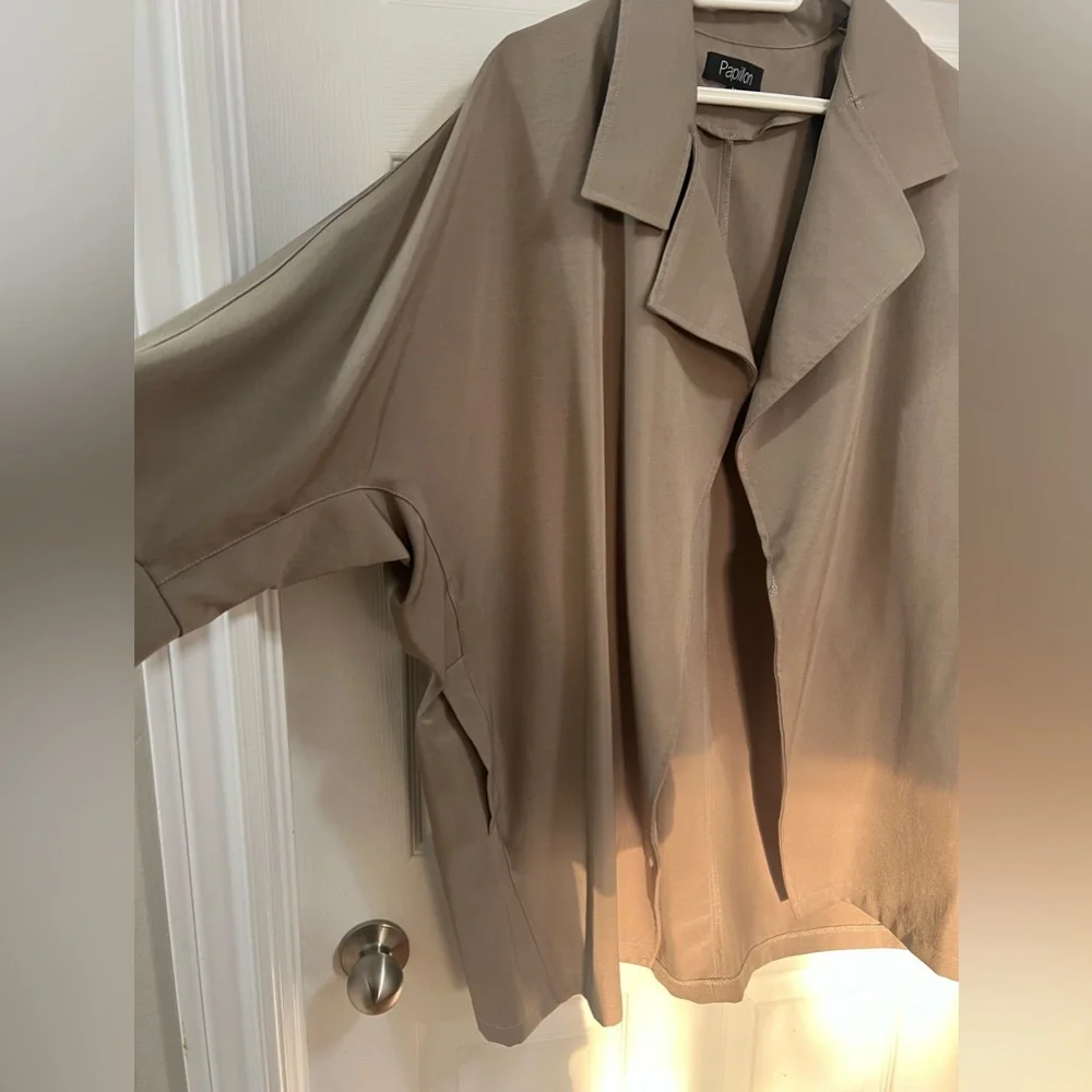 Light jacket - Picture 3 of 5